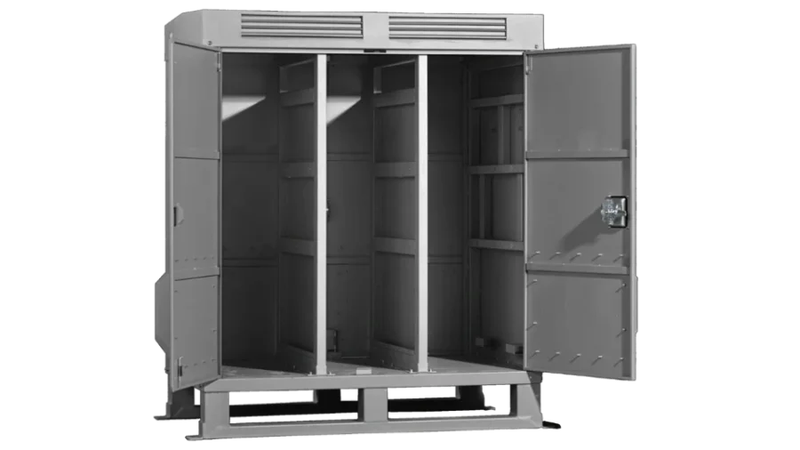 High quality photo of the EG4 - EG4ESS76PP280A3V001 - BOSSBox - Open. Photographed by Current Connected